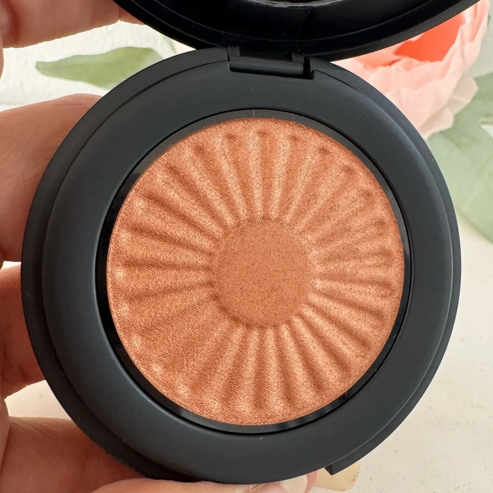 Bare minerals GEN NUDE BLONZER BLUSH + BRONZER COLOR KISS OF SPICE